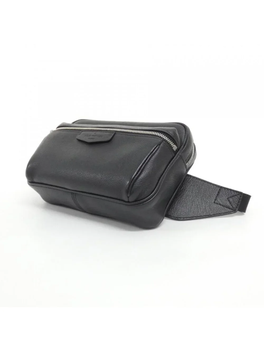 Louis Vuitton Taiga Bum Bag Outdoor